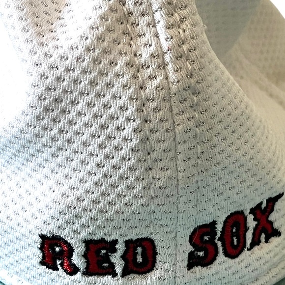 BOSTON RED SOX New Era 39thirty MLB Fitted Cap Medium / Large FAST SHIPPING - Picture 7 of 14
